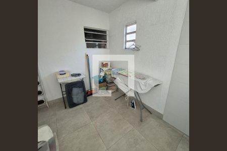 Casa à venda com 2 quartos, 125m² em Vila Hamburguesa, São Paulo
