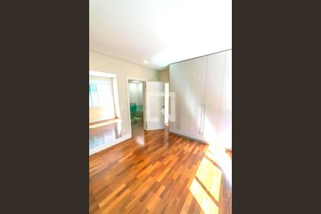 Foto 04 de casa à venda com 5 quartos, 535m² em Residencial Nove (Alphaville), Santana de Parnaíba