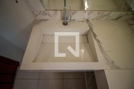 Banheiro da Suíte de casa de condomínio para alugar com 3 quartos, 240m² em Cajuru do Sul, Sorocaba