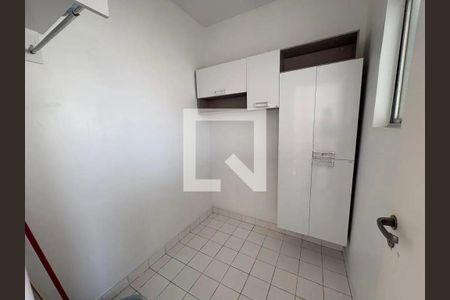 Apartamento para alugar com 4 quartos, 140m² em Centro, Belo Horizonte