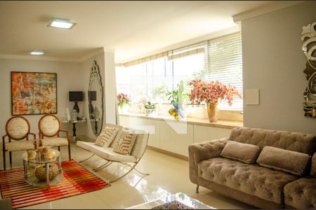 Apartamento à venda com 4 quartos, 220m² em Setor Oeste, Goiânia
