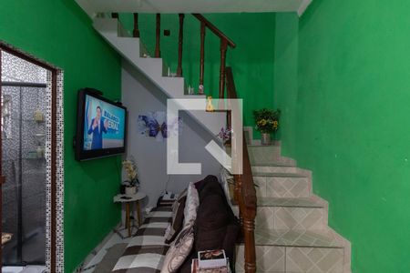 Sala e Cozinha de casa para alugar com 2 quartos, 65m² em Jardim das Oliveiras, São Paulo