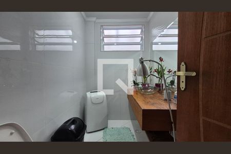 Lavabo de casa à venda com 2 quartos, 226m² em Vila Scarpelli, Santo André