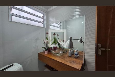 Lavabo de casa à venda com 2 quartos, 226m² em Vila Scarpelli, Santo André