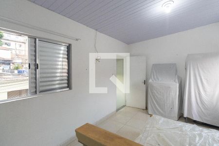 Suíte de casa à venda com 6 quartos, 238m² em Horto Florestal, São Paulo