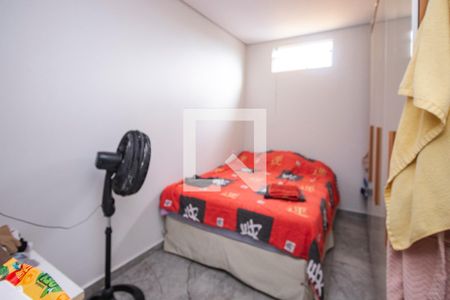 Quarto 1 de casa para alugar com 2 quartos, 90m² em Parque Santo Antônio, São Paulo