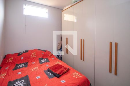 Quarto 1 de casa para alugar com 2 quartos, 90m² em Parque Santo Antônio, São Paulo