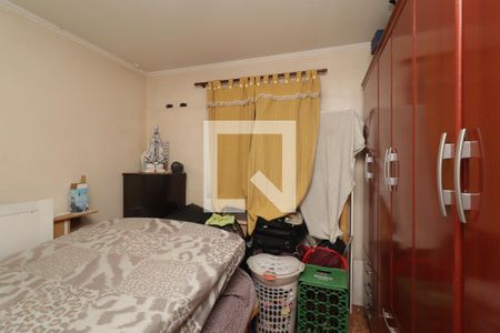 Quarto 2 de apartamento para alugar com 2 quartos, 52m² em Vila Carmosina, São Paulo