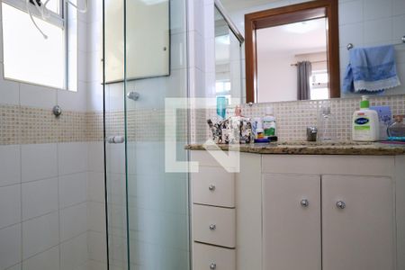 Banheiro da Suíte de apartamento para alugar com 3 quartos, 79m² em União, Belo Horizonte