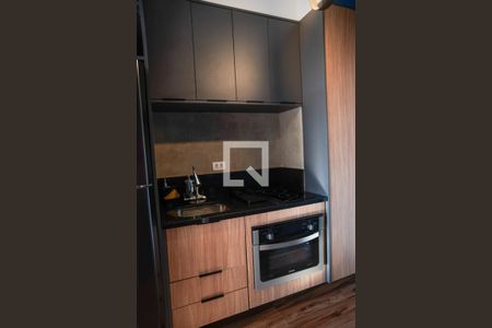 Cozinha de apartamento para alugar com 1 quarto, 29m² em Pinheiros, São Paulo