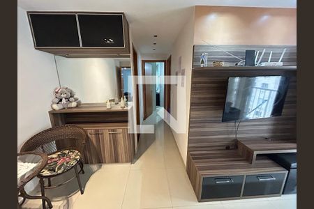 Corredor de apartamento para alugar com 2 quartos, 55m² em Todos Os Santos, Rio de Janeiro