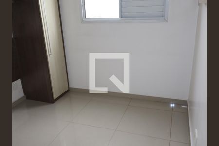 Quarto 1 de apartamento para alugar com 2 quartos, 51m² em Vila Antonieta, São Paulo