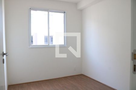 Quarto 3 de apartamento para alugar com 2 quartos, 34m² em Parque Industrial Tomas Edson, São Paulo