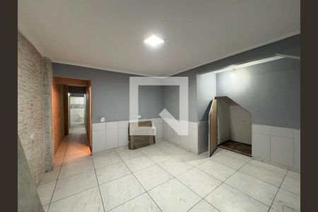 Casa para alugar com 2 quartos, 80m² em Vila Albertina, São Paulo