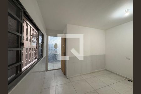 Suíte  de casa para alugar com 2 quartos, 80m² em Vila Albertina, São Paulo
