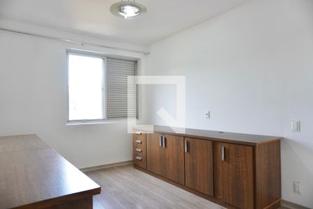 Quarto 1 de apartamento para alugar com 5 quartos, 190m² em Santo Antônio, Belo Horizonte