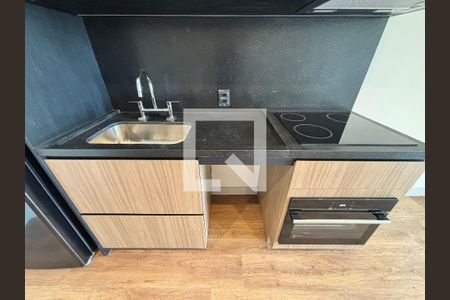 Sala/Cozinha de apartamento para alugar com 1 quarto, 41m² em Indianópolis, São Paulo