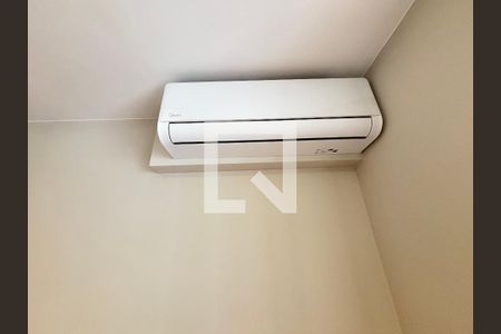Sala/Cozinha de apartamento para alugar com 1 quarto, 41m² em Indianópolis, São Paulo
