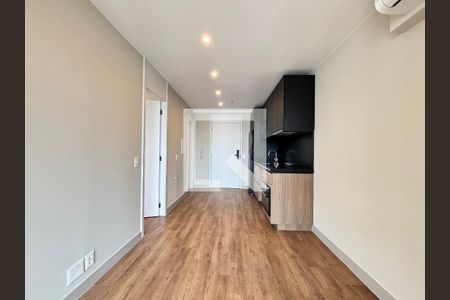 Sala/Cozinha de apartamento para alugar com 1 quarto, 41m² em Indianópolis, São Paulo