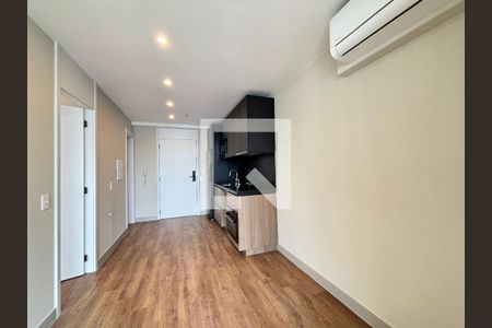 Sala/Cozinha de apartamento para alugar com 1 quarto, 41m² em Indianópolis, São Paulo