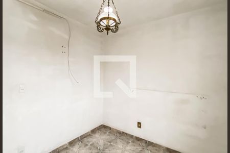 Quarto 2 de apartamento para alugar com 2 quartos, 42m² em Vila Silvia, São Paulo