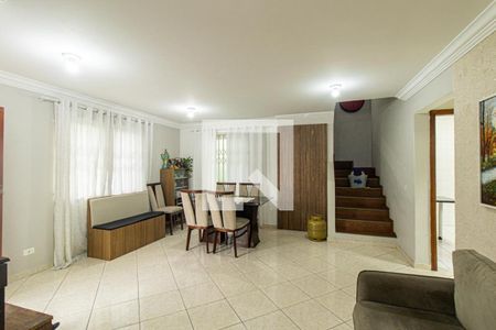Sala de casa à venda com 3 quartos, 180m² em Lindoia, Curitiba