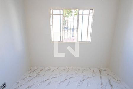 quarto 1 de casa de condomínio para alugar com 2 quartos, 55m² em Copacabana, Belo Horizonte