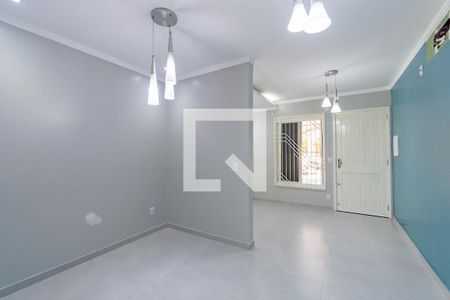 Sala de casa de condomínio à venda com 3 quartos, 112m² em Rio Branco, Canoas