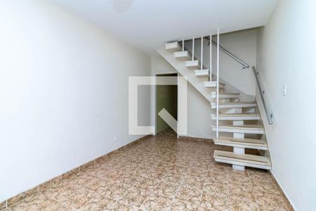 Sala de casa à venda com 3 quartos, 116m² em Água Fria, São Paulo