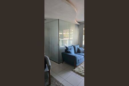 Sala de apartamento à venda com 2 quartos, 74m² em Recreio dos Bandeirantes, Rio de Janeiro