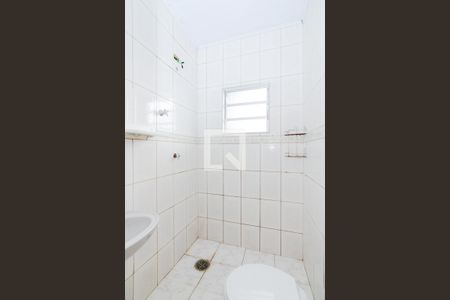 Banheiro de casa para alugar com 1 quarto, 65m² em Jardim Moreira , Guarulhos