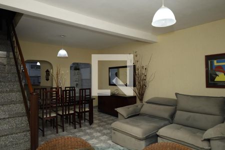 Sala de casa à venda com 3 quartos, 180m² em Parque Savoi City, São Paulo