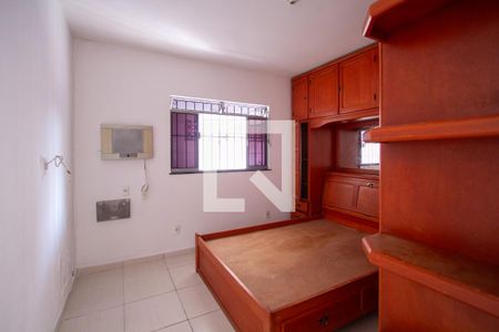 Quarto 1 de casa para alugar com 2 quartos, 100m² em Trindade, São Gonçalo