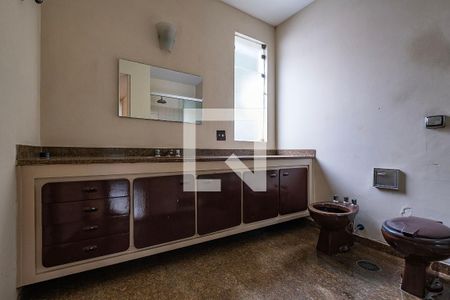 Suíte de casa à venda com 3 quartos, 265m² em Jardim Europa, São Paulo