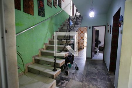 Escada de casa à venda com 5 quartos, 460m² em Tanque, Rio de Janeiro