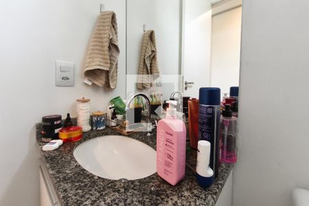 Banheiro Suíte de apartamento à venda com 2 quartos, 72m² em Chácaras Campos Elíseos, Campinas