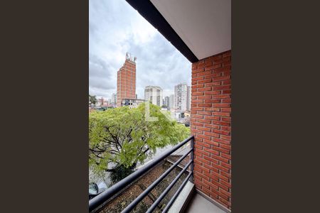 Varanda de kitnet/studio para alugar com 1 quarto, 25m² em Vila Mariana, São Paulo