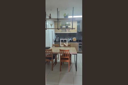 Cozinha de apartamento para alugar com 4 quartos, 140m² em Pituaçu, Salvador
