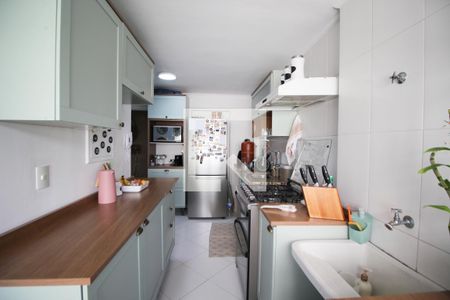 Cozinha de apartamento para alugar com 2 quartos, 83m² em Indianópolis, São Paulo