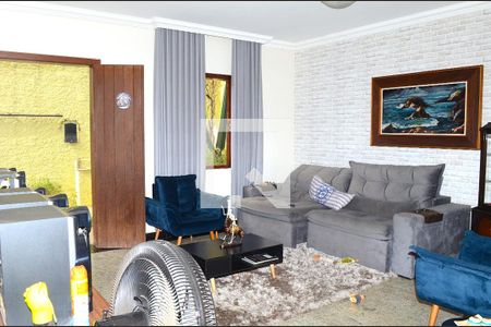 Sala de casa para alugar com 2 quartos, 170m² em Ipê, Belo Horizonte