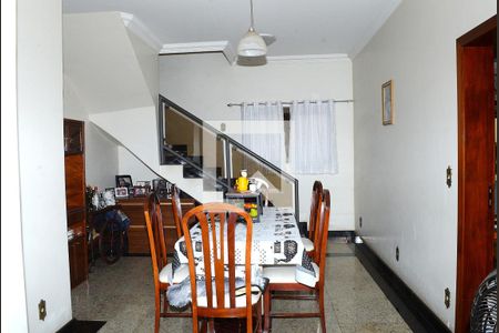 Copa de casa para alugar com 2 quartos, 170m² em Ipê, Belo Horizonte