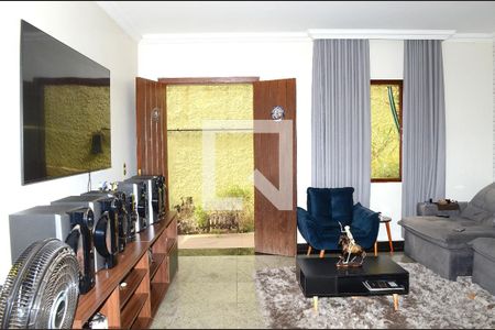 Sala de casa para alugar com 2 quartos, 170m² em Ipê, Belo Horizonte