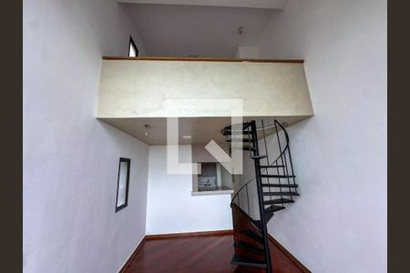 Sala de kitnet/studio para alugar com 2 quartos, 57m² em Cambuí, Campinas