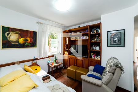 Sala de TV de apartamento à venda com 4 quartos, 160m² em Serra, Belo Horizonte