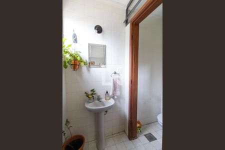 Lavabo de casa à venda com 5 quartos, 235m² em Parque São Quirino, Campinas