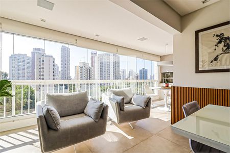 Apartamento à venda com 3 quartos, 148m² em Vila Mariana, São Paulo