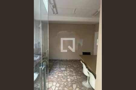 Casa à venda com 3 quartos, 182m² em Campo Belo, São Paulo