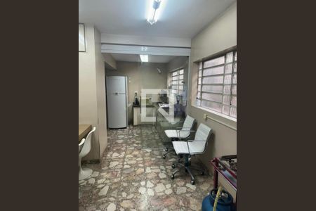 Casa à venda com 3 quartos, 182m² em Campo Belo, São Paulo