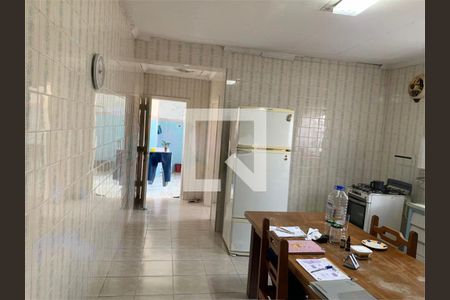 Casa à venda com 2 quartos, 129m² em Vila Nova Carolina, São Paulo