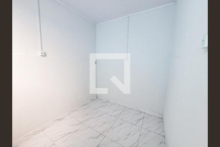 Quarto de casa para alugar com 1 quarto, 39m² em Paciência, Rio de Janeiro